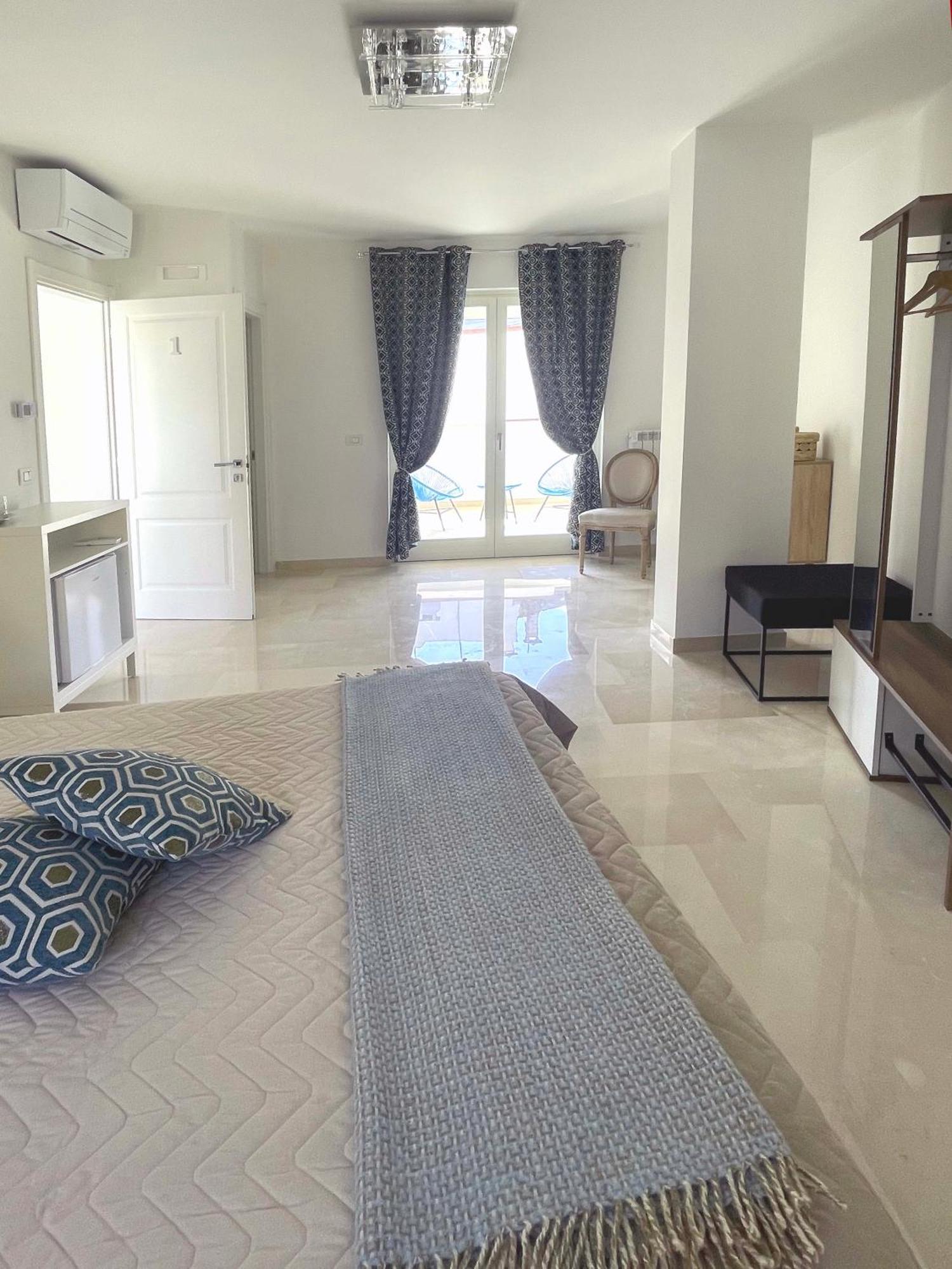Augustea Bed & Breakfast Sannicandro di Bari Eksteriør bilde